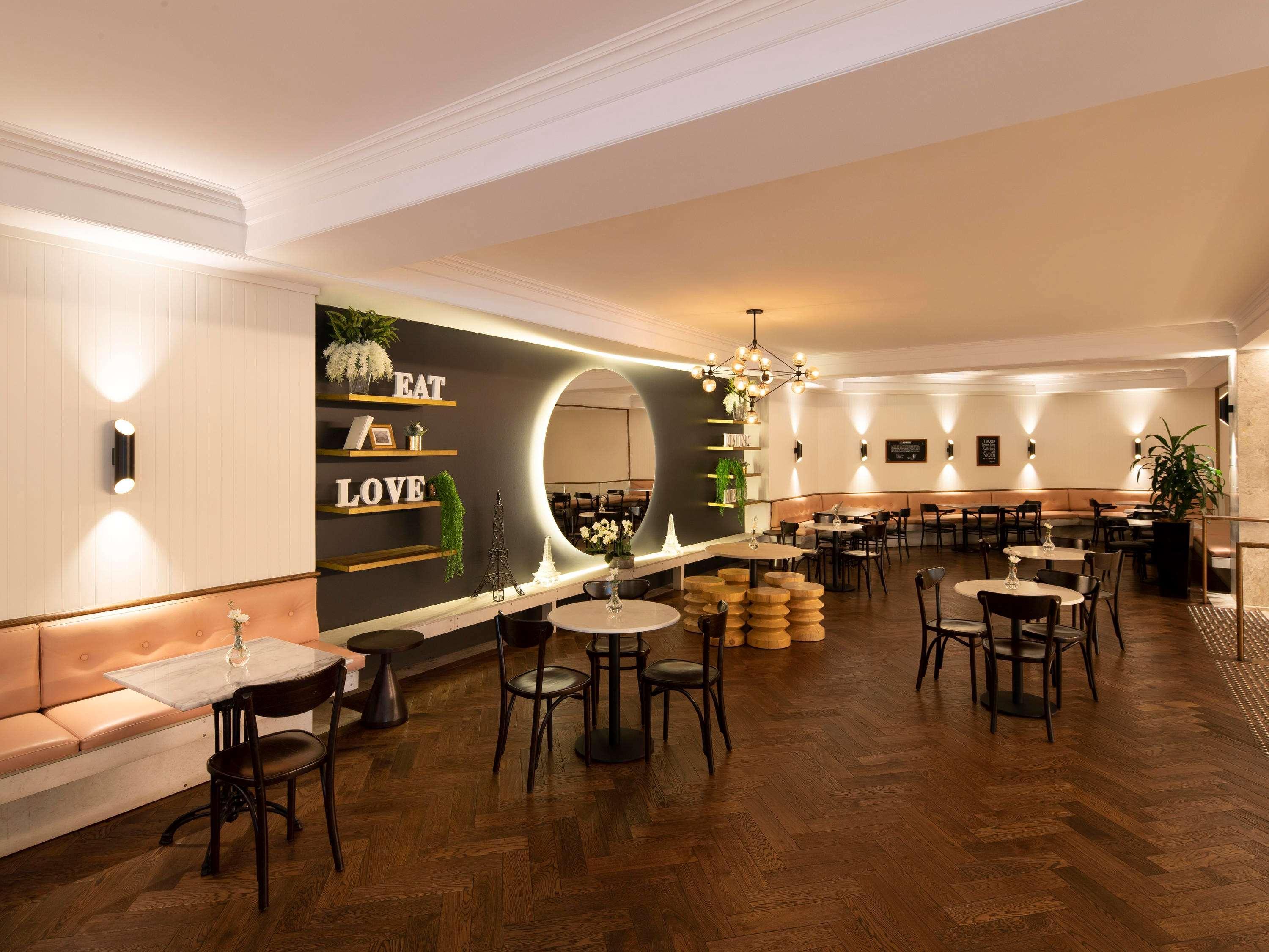 Novotel Sydney International Airport Wolli Creek Экстерьер фото