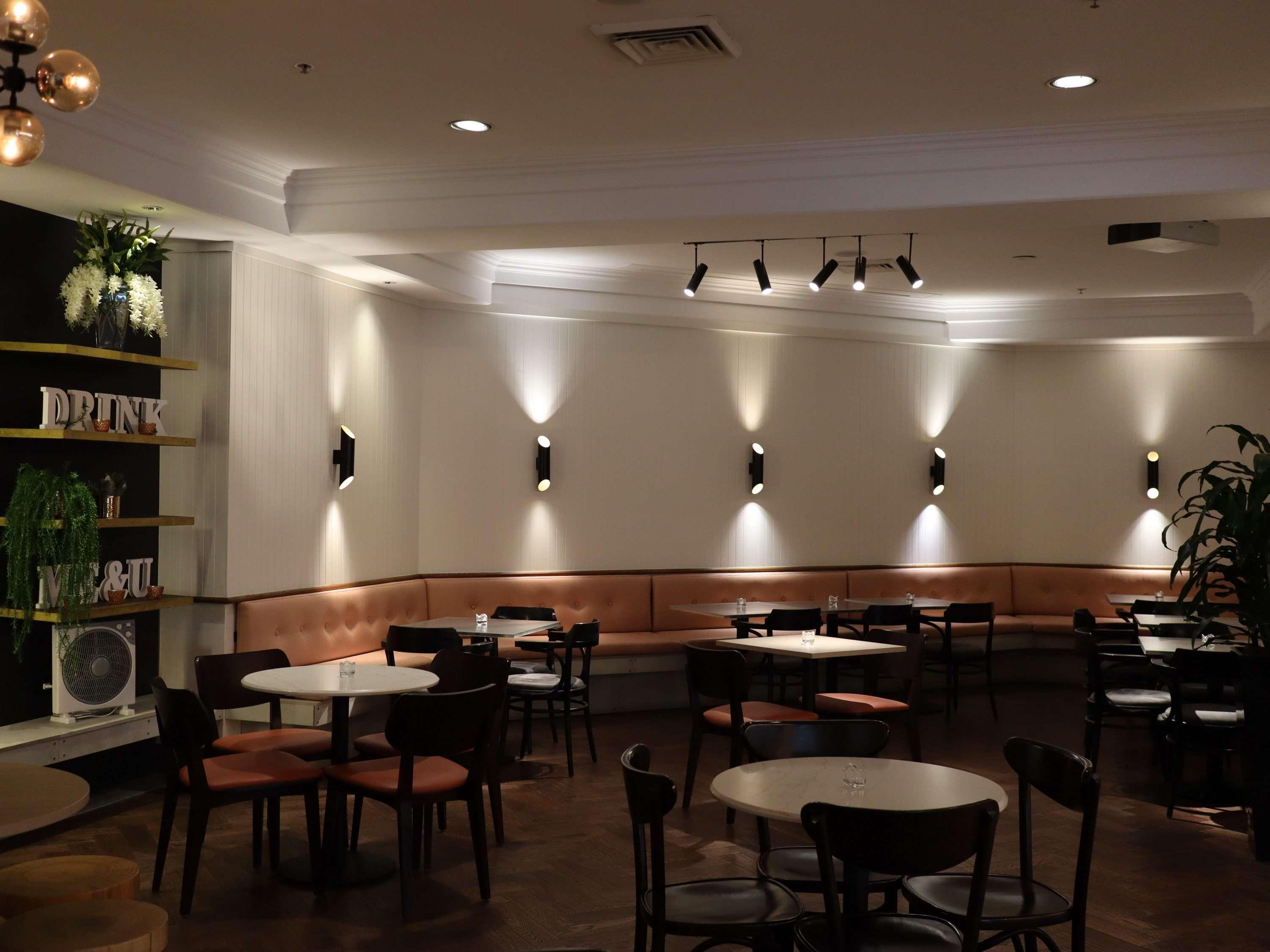 Novotel Sydney International Airport Wolli Creek Экстерьер фото